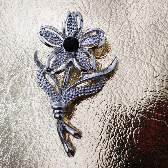 Vintage Silver Tone Daisy Pin Brooch Sara Coventry - Picture 4 of 5